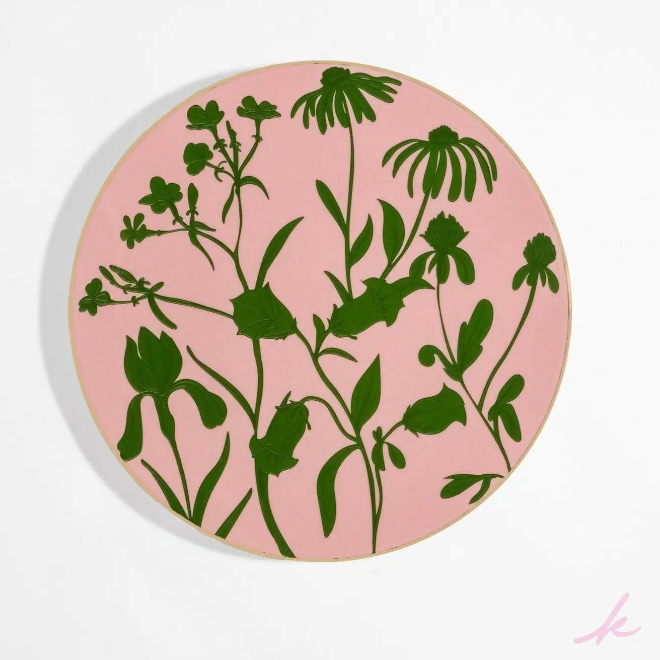 Love Triangle Set dinner plate in green and pink, featuring bold geometric designs that add a playful and vibrant touch to your dining experience.